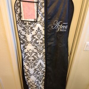 Leonia Lee White Wedding Dress